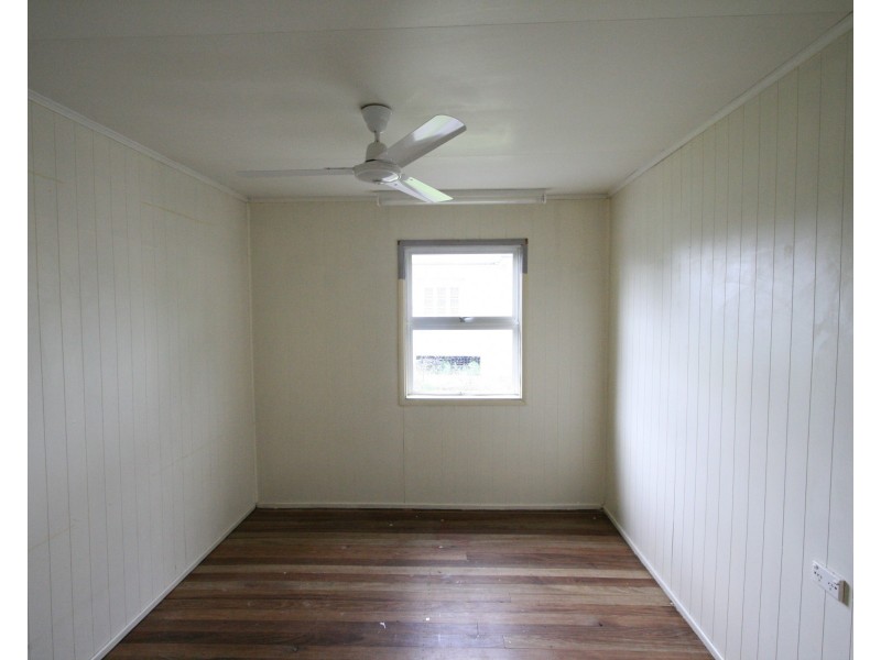 4 Corinda Street, Webb QLD 4860