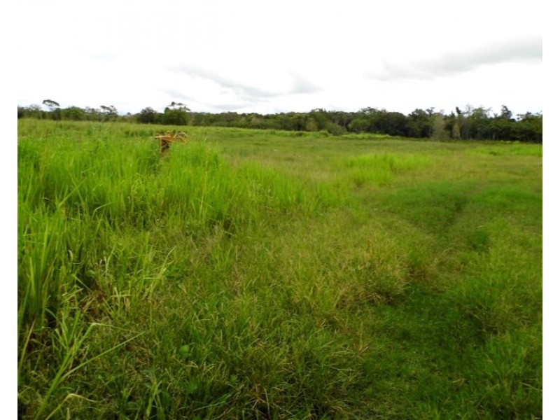 0 LOUIS, South Innisfail QLD 4860