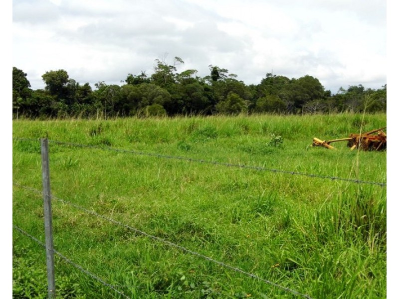 0 LOUIS, South Innisfail QLD 4860