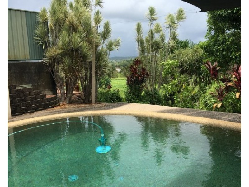 423 Palmerston Highway, Belvedere QLD 4860