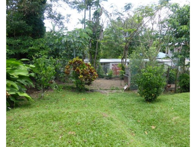 59 Mourilyan Road, East Innisfail QLD 4860