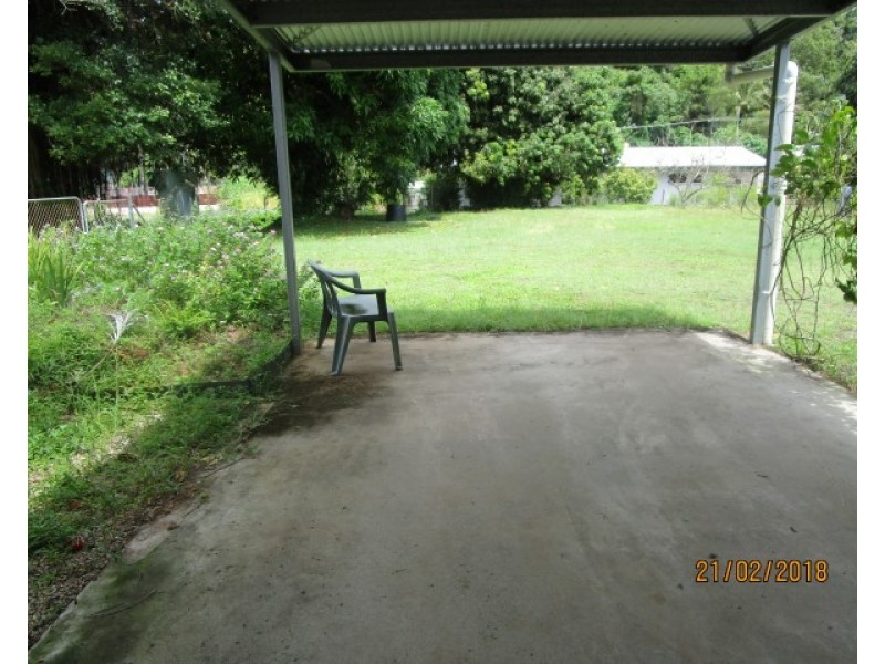 19 Elizabeth Street, Flying Fish Point QLD 4860