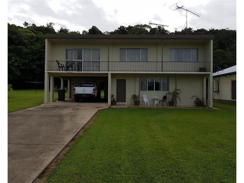 21 Enid Street, Flying Fish Point QLD 4860