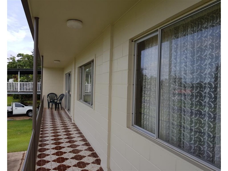 21 Enid Street, Flying Fish Point QLD 4860