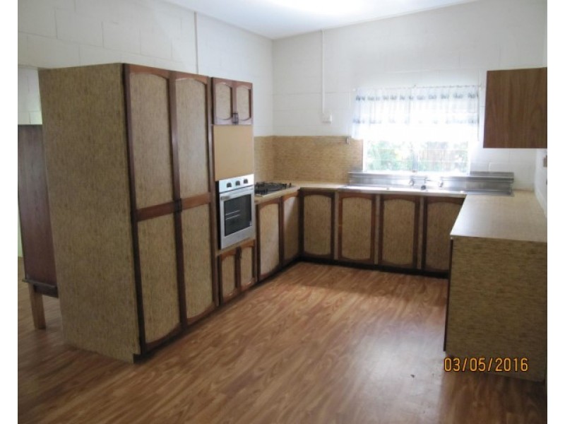 7 Elizabeth Street, Flying Fish Point QLD 4860