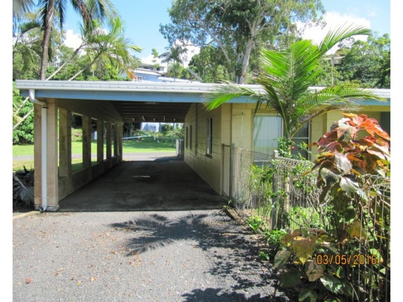 7 Elizabeth Street, Flying Fish Point QLD 4860