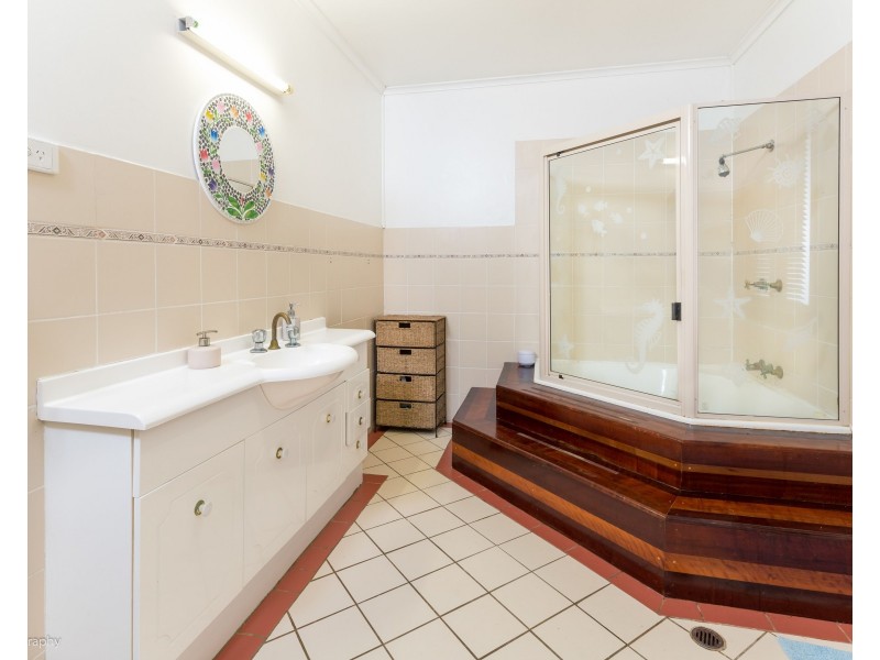 313 Coquette Point Road, Coquette Point QLD 4860