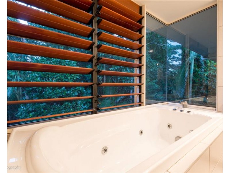 843 Johnstone Street, Mourilyan Harbour QLD 4858