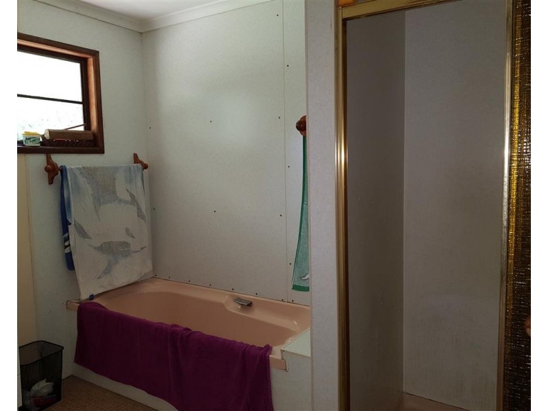 22 Maxwell Access Road, Woopen Creek QLD 4871