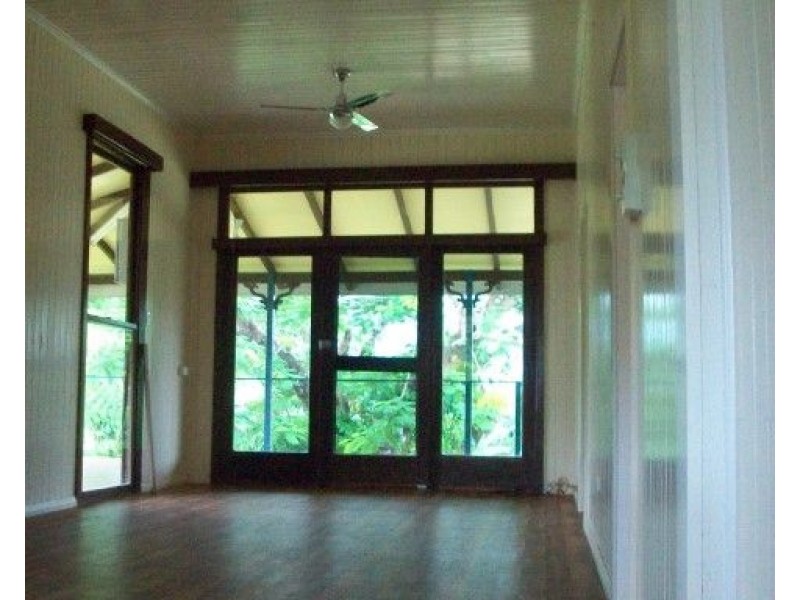 17/19 Coronation Drive, Innisfail QLD 4860