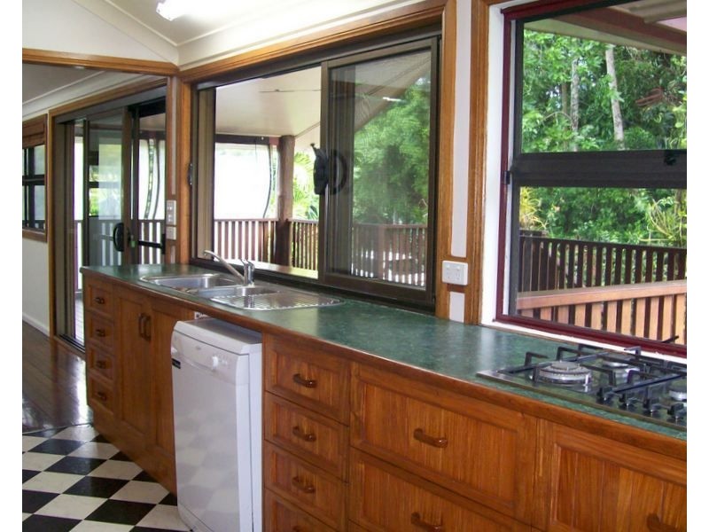 73 Coronation Drive, East Innisfail QLD 4860