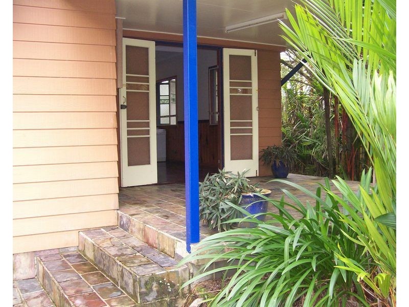 76 River Avenue, Mighell QLD 4860