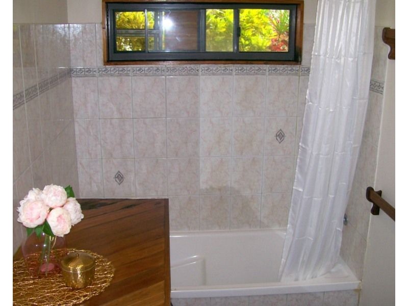 76 River Avenue, Mighell QLD 4860