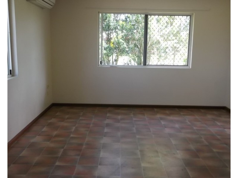 2/46 Callendar Drive, Innisfail QLD 4860