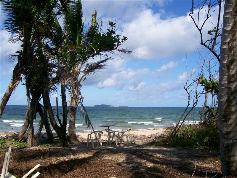 6 Barakaoan Road, Cowley Beach QLD 4871