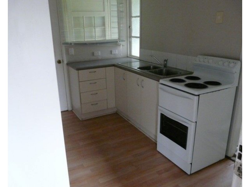 1/37 Lily Street, Innisfail QLD 4860