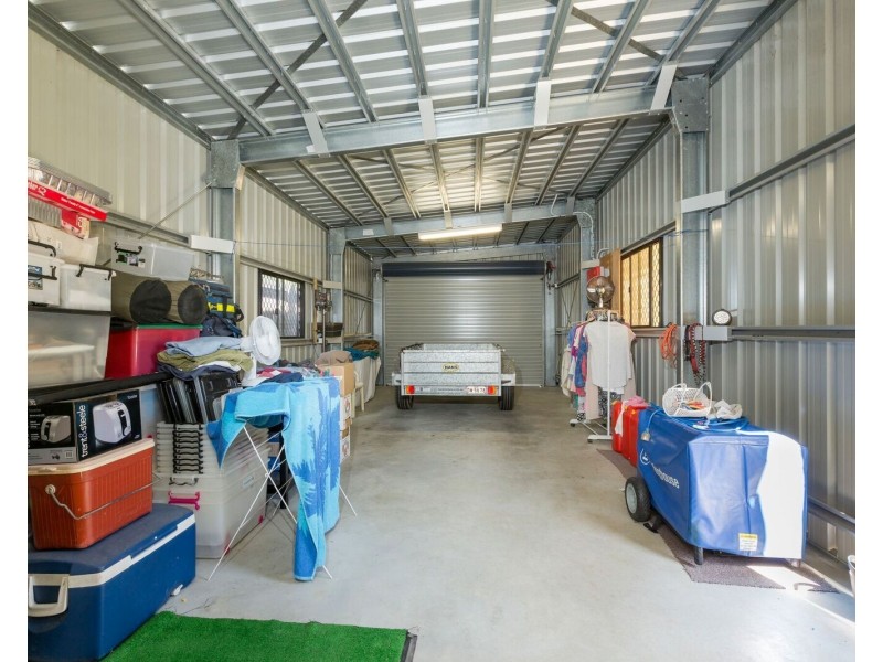 12 George, Flying Fish Point QLD 4860