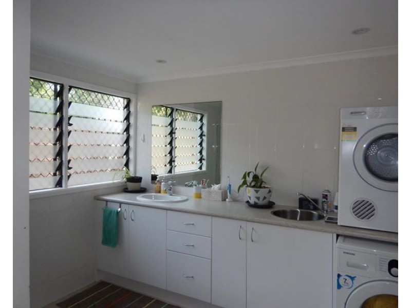 845 Johnstone Street, Mourilyan Harbour QLD 4858