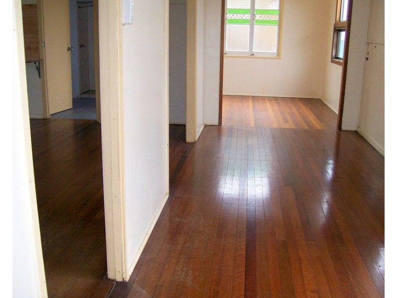 36 ELIZABETH Street, Flying Fish Point QLD 4860