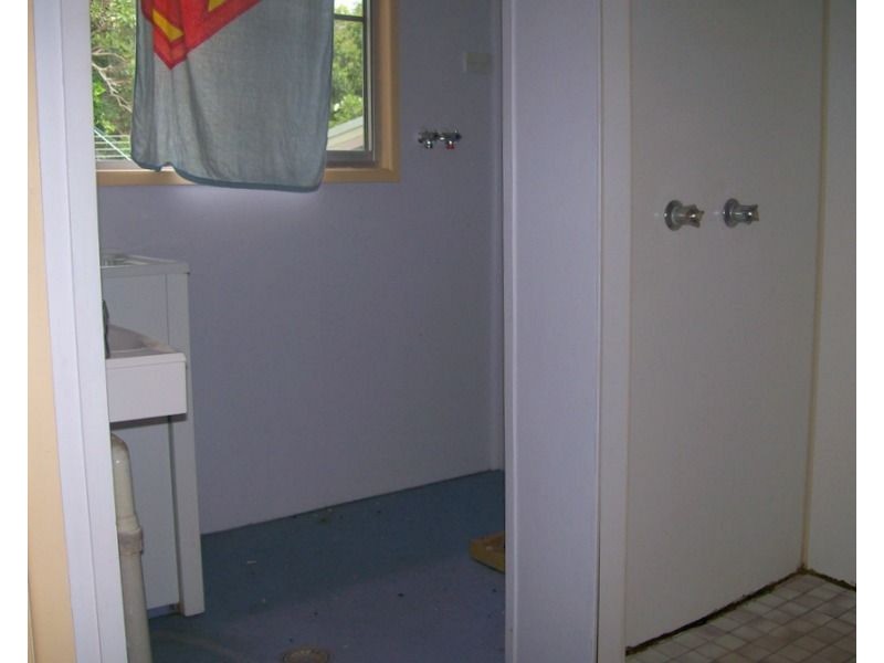 36 ELIZABETH Street, Flying Fish Point QLD 4860