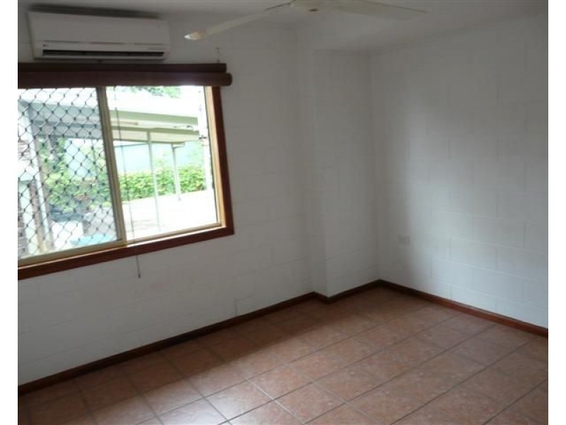 40 Elizabeth Street, Flying Fish Point QLD 4860