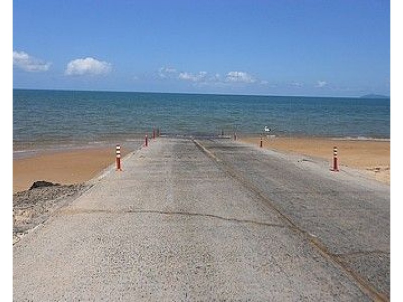 Kurrimine Beach QLD 4871