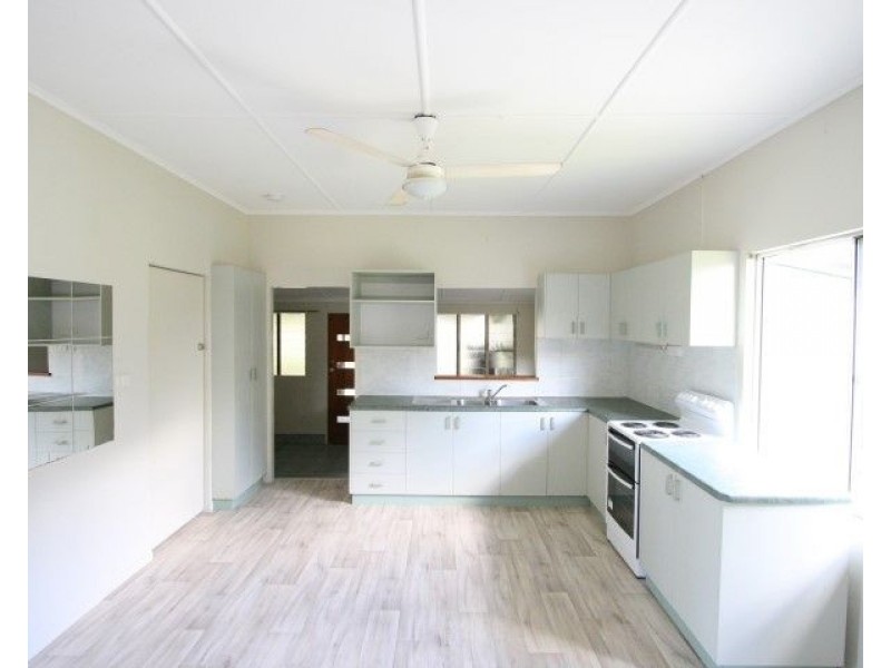 2 Penda Street, Innisfail QLD 4860