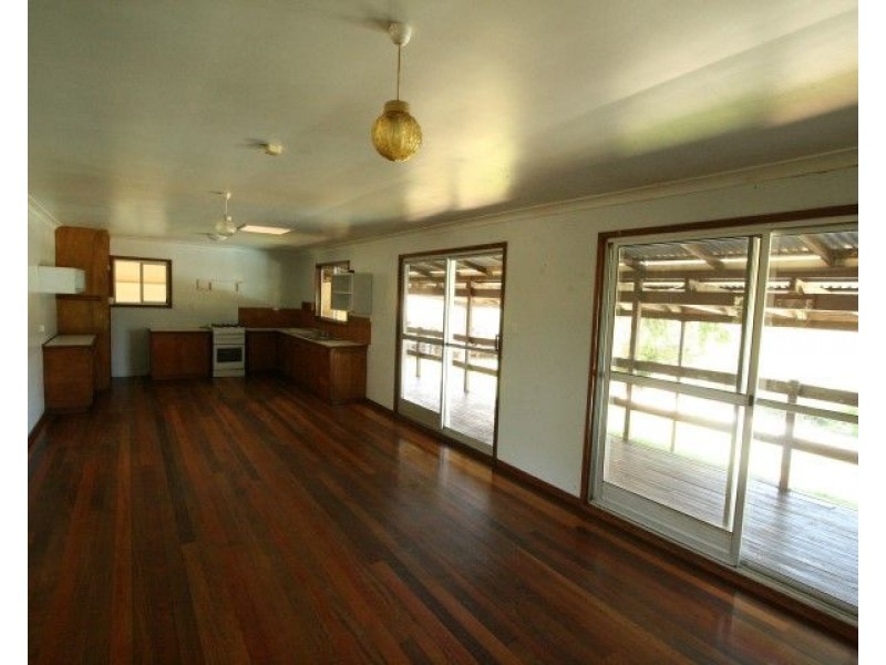 2043 Palmerston Highway, East Palmerston QLD 4860