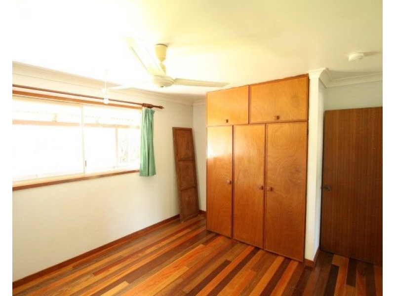 2043 Palmerston Highway, East Palmerston QLD 4860