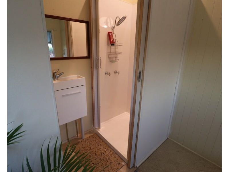 122 Martyville, Mourilyan QLD 4858