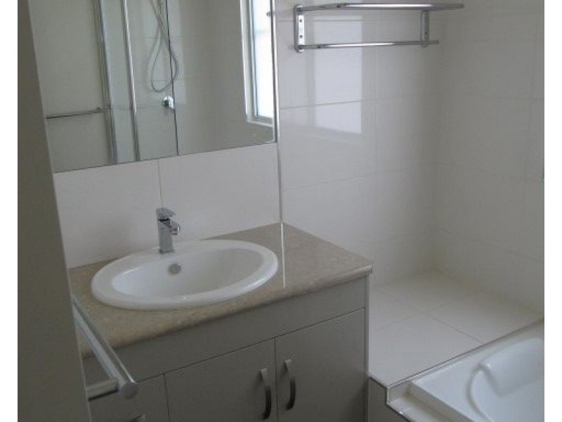 711 Palmerston Highway, Pin Gin Hill QLD 4860