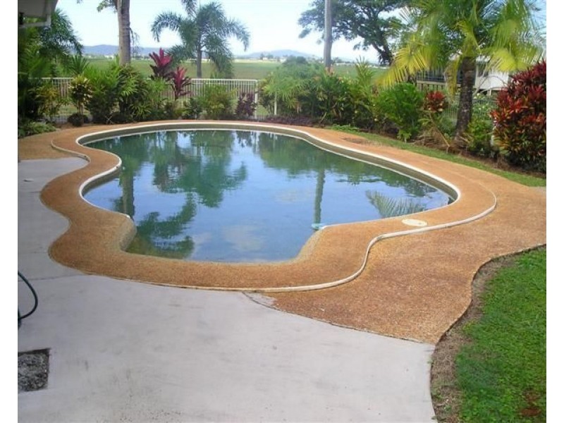 2 Bella Vista Avenue, Innisfail QLD 4860