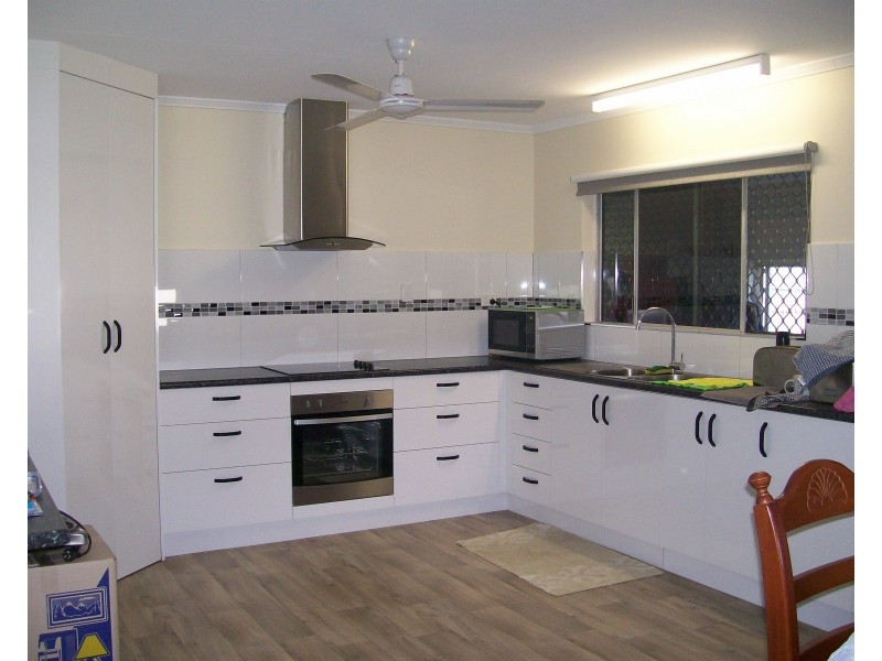 31 Hawthorne Drive, Kurrimine Beach QLD 4871