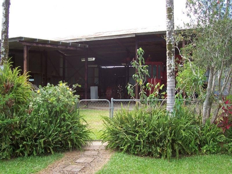 1223 japoon silkwood Road, Innisfail QLD 4860