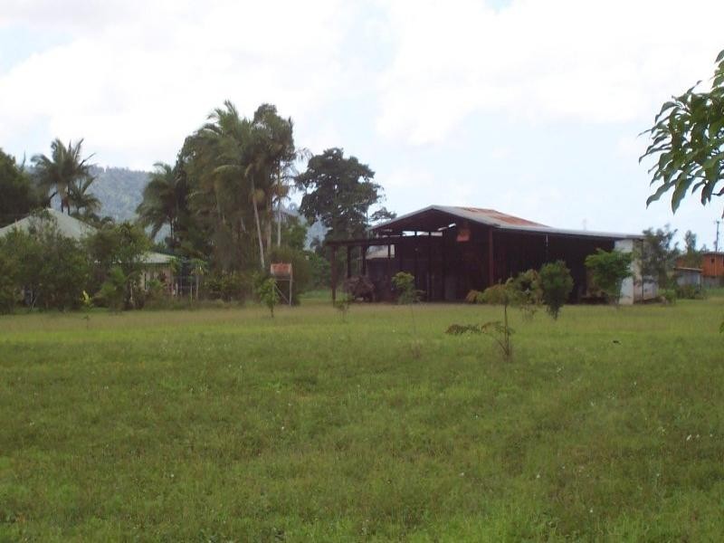 1223 japoon silkwood Road, Innisfail QLD 4860