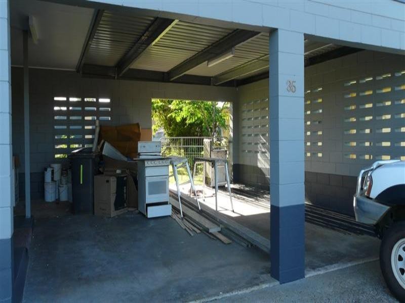 35 Lyons Road, Belvedere QLD 4860