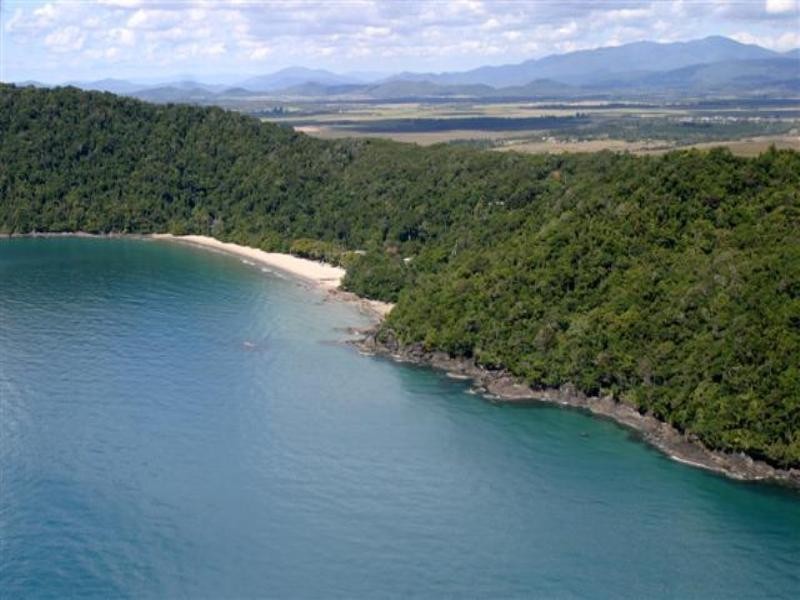 Rural Post 296 Etty Bay Road, Etty Bay QLD 4858