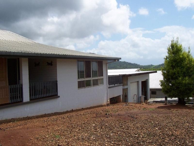 482 Walter Lever Estate, Innisfail QLD 4860