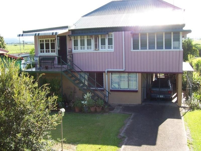90 RIVER Avenue, Innisfail QLD 4860