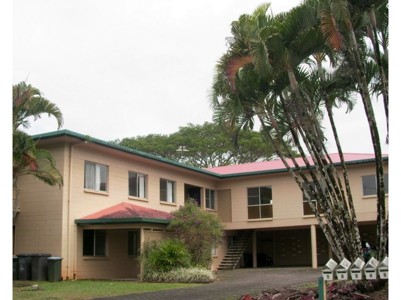 6 Bon Villa Avenue, Belvedere QLD 4860