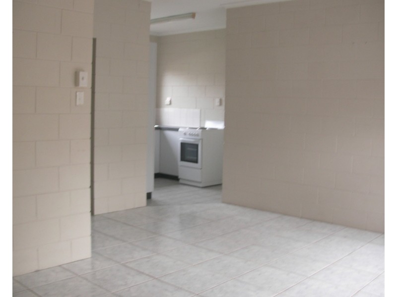 6 Bon Villa Avenue, Belvedere QLD 4860