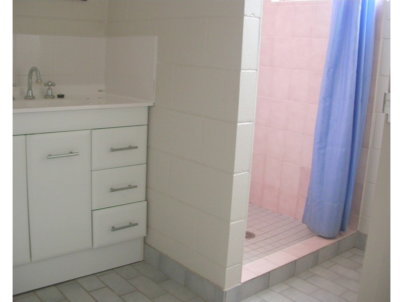 6 Bon Villa Avenue, Belvedere QLD 4860