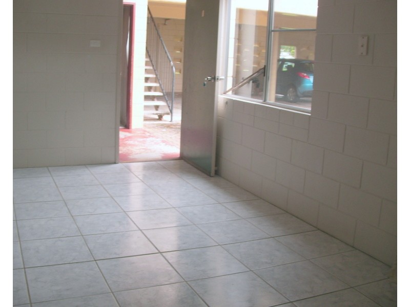 6 Bon Villa Avenue, Belvedere QLD 4860