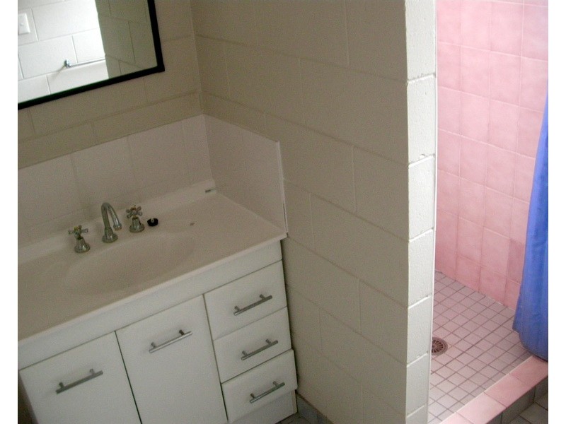 6 Bon Villa Avenue, Belvedere QLD 4860