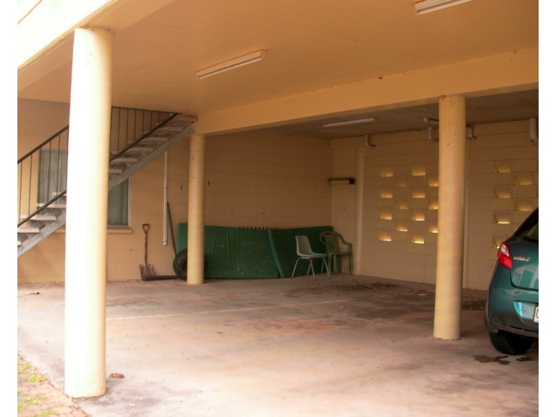 6 Bon Villa Avenue, Belvedere QLD 4860