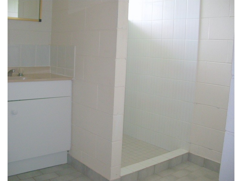 6 Bon Villa Avenue, Belvedere QLD 4860