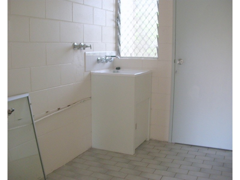 6 Bon Villa Avenue, Belvedere QLD 4860