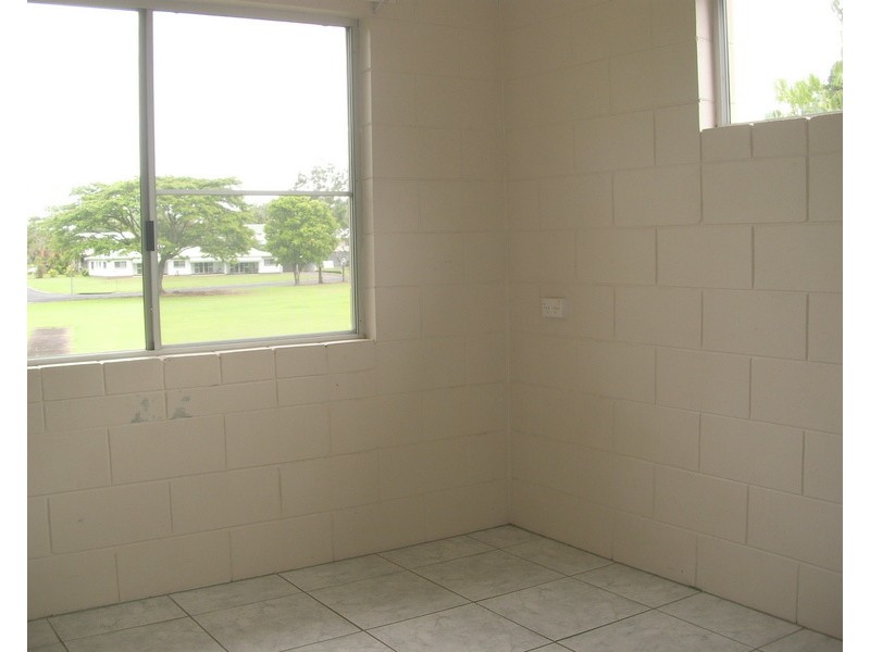 6 Bon Villa Avenue, Belvedere QLD 4860