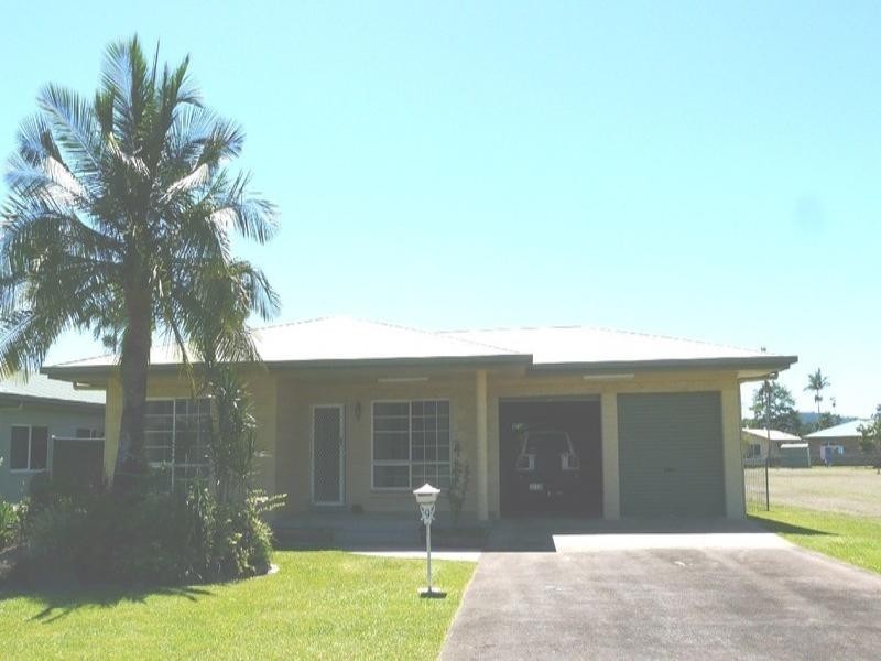 9 CALLENDAR Drive, Innisfail QLD 4860