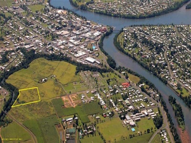 Located at Scullen Av and Downing Street, Innisfail QLD 4860